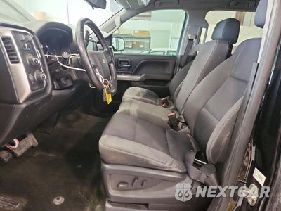 Zdjęcie 7 z 12 samochodu: 2018 CHEVROLET SILVERADO K1500 LT VIN:3GCUKREC3JG225903 - miniatura