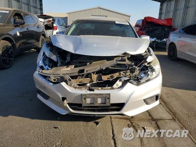 Piąte zdjęcie samochodu w środku: 2016 NISSAN ALTIMA 2.5 S VIN:1N4AL3AP0GC217104 - miniatura