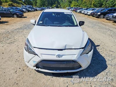 Piąte zdjęcie samochodu w środku: 2017 TOYOTA YARIS IA BASE VIN:3MYDLBYV7HY165227 - miniatura