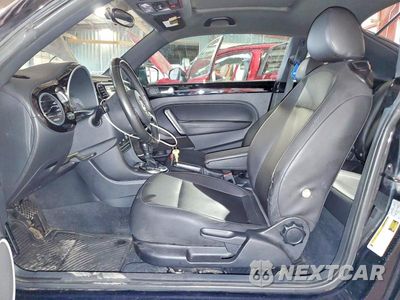 Zdjęcie 7 z 12 samochodu: 2014 VOLKSWAGEN BEETLE VIN:3VWJ17AT1EM660214 - miniatura