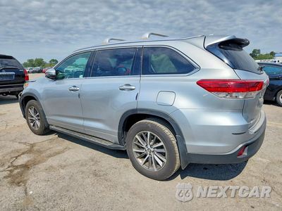 Drugie zdjęcie samochodu z przodu: 2018 TOYOTA HIGHLANDER XLE VIN:5TDJZRFH5JS556749 - miniatura