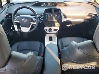 Zdjęcie 8 z 13 samochodu: 2016 TOYOTA PRIUS FOUR TOURING VIN:JTDKARFU0G3523628 - miniatura