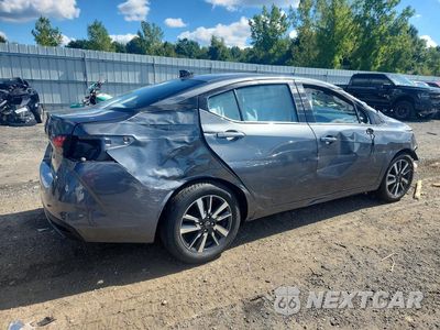 Trzecie zdjęcie samochodu z tyłu: 2025 NISSAN VERSA SV VIN:3N1CN8EV6SL867767 - miniatura