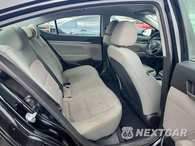 Zdjęcie 10 z 12 samochodu: 2017 HYUNDAI ELANTRA SE VIN:5NPD84LF3HH046826 - miniatura