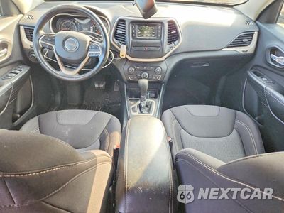 Zdjęcie 8 z 13 samochodu: 2015 JEEP CHEROKEE LATITUDE VIN:1C4PJLCB1FW573568 - miniatura