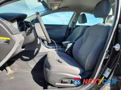 Zdjęcie 7 z 12 samochodu: 2011 HYUNDAI SONATA GLS VIN:5NPEB4AC9BH296111 - miniatura