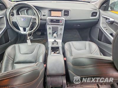 Zdjęcie 8 z 12 samochodu: 2017 VOLVO V60 CROSS COUNTRY PREMIER VIN:YV440MWK5H1041096 - miniatura