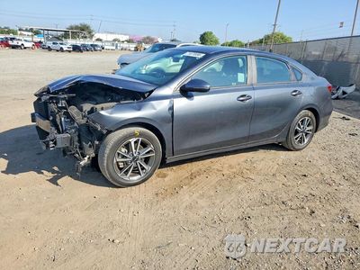 2023 KIA FORTE LXS 3KPF24AD0PE586231 - główne zdjęcie licytacji z USA - miniatura