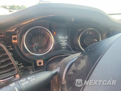 Zdjęcie 9 z 12 samochodu: 2023 DODGE CHALLENGER R/T VIN:2C3CDZBT4PH517664 - miniatura