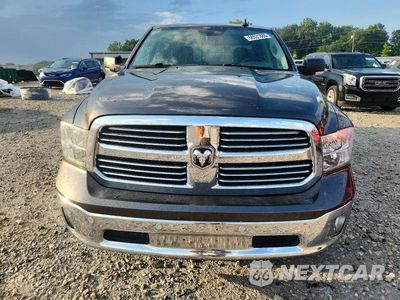 Piąte zdjęcie samochodu w środku: 2017 RAM 1500 SLT VIN:3C6RR7LT2HG735945 - miniatura