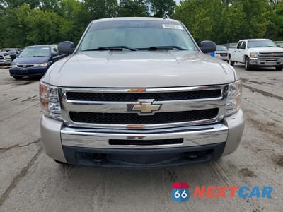 Piąte zdjęcie samochodu w środku: 2009 CHEVROLET SILVERADO K1500 LT VIN:1GCEK29J69Z184005 - miniatura