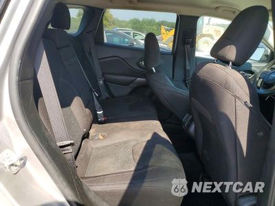 Zdjęcie 11 z 13 samochodu: 2019 JEEP CHEROKEE LATITUDE VIN:1C4PJLCB0KD144587 - miniatura