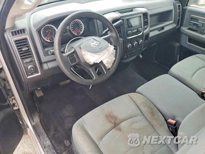 Zdjęcie 8 z 13 samochodu: 2014 RAM 1500 ST VIN:3C6JR7AT5EG115330 - miniatura