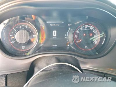 Zdjęcie 9 z 12 samochodu: 2023 DODGE CHALLENGER SXT VIN:2C3CDZAG8PH655230 - miniatura