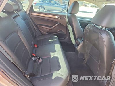 Zdjęcie 10 z 12 samochodu: 2018 VOLKSWAGEN PASSAT S VIN:1VWAA7A33JC044865 - miniatura