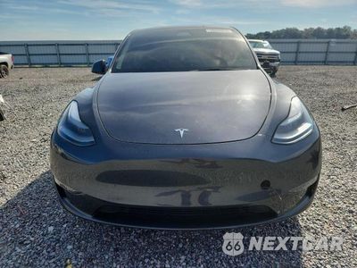 Piąte zdjęcie samochodu w środku: 2025 TESLA MODEL Y VIN:7SAYGDED0SA372900 - miniatura