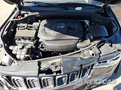 Zdjęcie 12 z 14 samochodu: 2019 JEEP GRAND CHEROKEE LAREDO VIN:1C4RJEAG2KC543638 - miniatura