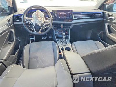Zdjęcie 8 z 12 samochodu: 2025 VOLKSWAGEN JETTA SPORT VIN:3VWBX7BU3SM035982 - miniatura