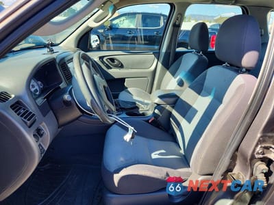 Zdjęcie 7 z 13 samochodu: 2006 FORD ESCAPE XLS VIN:1FMYU02Z56KC12579 - miniatura