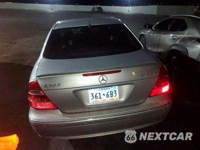 Zdjęcie 6 z 14 samochodu: 2004 MERCEDES-BENZ E 500 VIN:WDBUF70J44A548955 - miniatura