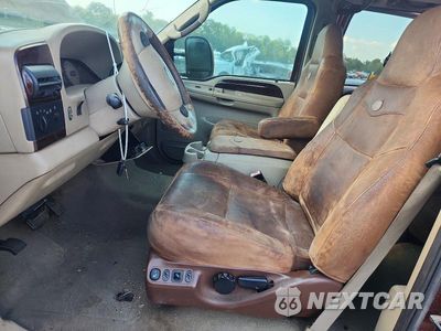 Zdjęcie 7 z 12 samochodu: 2005 FORD F350 SRW SUPER DUTY VIN:1FTWW31P55EB38522 - miniatura