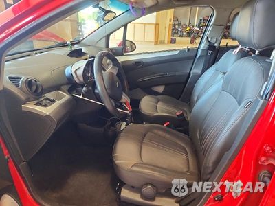 Zdjęcie 7 z 12 samochodu: 2014 CHEVROLET SPARK 1LT VIN:KL8CD6S93EC534513 - miniatura