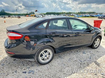 Trzecie zdjęcie samochodu z tyłu: 2017 FORD FIESTA SE VIN:3FADP4BJ9HM101112 - miniatura