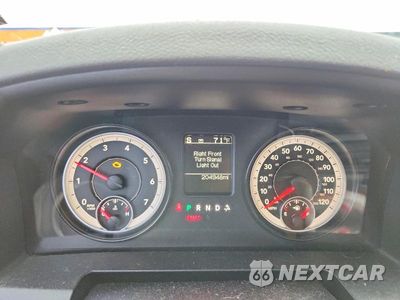 Zdjęcie 9 z 12 samochodu: 2015 RAM 1500 SLT VIN:1C6RR7GT6FS578730 - miniatura