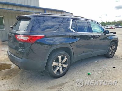 Trzecie zdjęcie samochodu z tyłu: 2020 CHEVROLET TRAVERSE LT VIN:1GNEVHKW5LJ190102 - miniatura