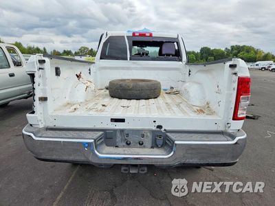 Zdjęcie 6 z 12 samochodu: 2023 RAM 2500 TRADESMAN VIN:3C6UR5CL6PG538970 - miniatura