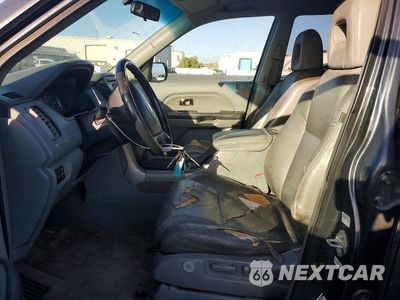 Zdjęcie 7 z 13 samochodu: 2004 HONDA PILOT EXL VIN:2HKYF18634H555789 - miniatura