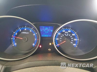 Zdjęcie 9 z 13 samochodu: 2011 HYUNDAI TUCSON LIMITED VIN:KM8JUCAC6BU312656 - miniatura