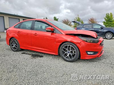 Czwarte zdjęcie samochodu z boku: 2015 FORD FOCUS SE VIN:1FADP3F29FL349405 - miniatura