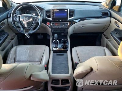 Zdjęcie 8 z 13 samochodu: 2017 HONDA RIDGELINE RTL VIN:5FPYK3F70HB035354 - miniatura