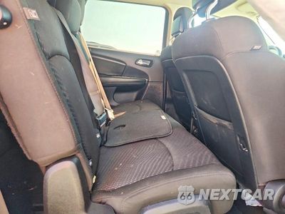 Zdjęcie 11 z 13 samochodu: 2019 DODGE JOURNEY SE VIN:3C4PDCBG3KT870216 - miniatura