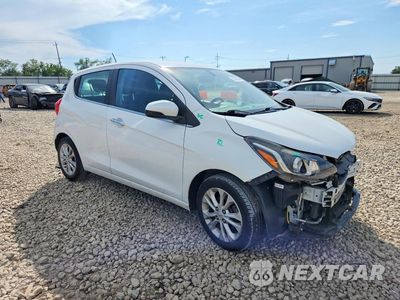 Czwarte zdjęcie samochodu z boku: 2020 CHEVROLET SPARK 2LT VIN:KL8CF6SA1LC468061 - miniatura