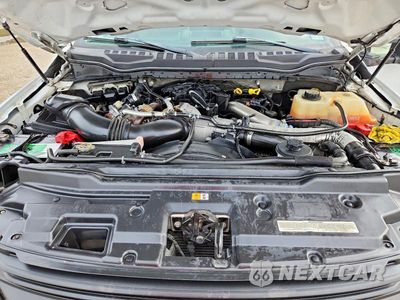 Zdjęcie 11 z 12 samochodu: 2018 FORD F350 SUPER DUTY VIN:1FDRF3GT5JEC20077 - miniatura