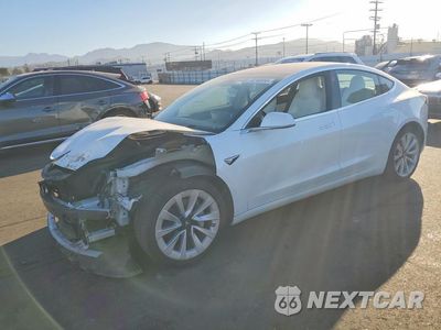 2018 TESLA MODEL 3 5YJ3E1EB8JF135471 - główne zdjęcie licytacji z USA - miniatura