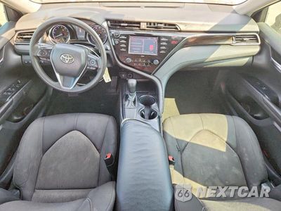 Zdjęcie 8 z 13 samochodu: 2020 TOYOTA CAMRY LE VIN:4T1C11AK8LU399748 - miniatura