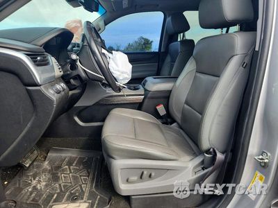 Zdjęcie 7 z 13 samochodu: 2017 CHEVROLET TAHOE K1500 LT VIN:1GNSKBKC1HR287594 - miniatura