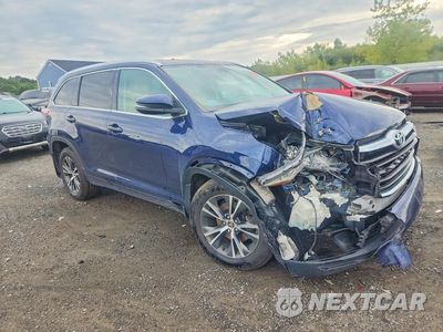 Czwarte zdjęcie samochodu z boku: 2016 TOYOTA HIGHLANDER XLE VIN:5TDJKRFH9GS242695 - miniatura