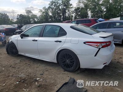 Drugie zdjęcie samochodu z przodu: 2020 TOYOTA CAMRY SE NIGHTSHADE VIN:4T1G11AK2LU327378 - miniatura