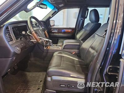 Zdjęcie 7 z 13 samochodu: 2014 LINCOLN NAVIGATOR VIN:5LMJJ2J54EEL08590 - miniatura