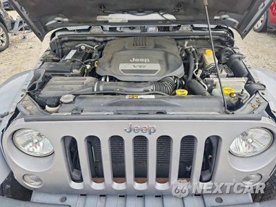 Zdjęcie 11 z 12 samochodu: 2015 JEEP WRANGLER UNLIMITED SAHARA VIN:1C4BJWEG5FL626777 - miniatura