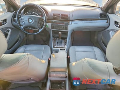 Zdjęcie 8 z 12 samochodu: 2004 BMW 325 I VIN:WBAET37494NJ45356 - miniatura