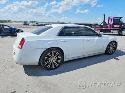 Trzecie zdjęcie samochodu z tyłu: 2013 CHRYSLER 300 S VIN:2C3CCABG1DH577503 - miniatura