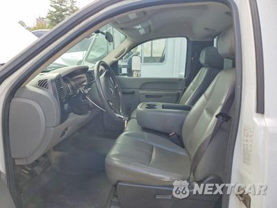 Zdjęcie 7 z 12 samochodu: 2010 GMC SIERRA C3500 FLAT BED TRUCK VIN:1GD6C2BK9AF122443 - miniatura