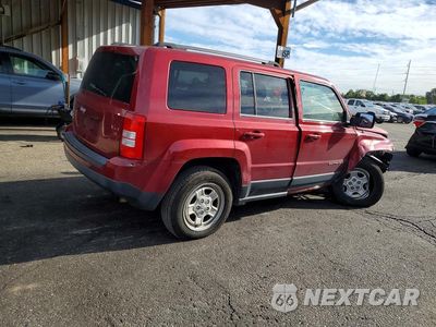 Trzecie zdjęcie samochodu z tyłu: 2015 JEEP PATRIOT SPORT VIN:1C4NJRBB1FD231383 - miniatura
