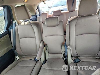 Zdjęcie 10 z 13 samochodu: 2020 HONDA ODYSSEY EX VIN:5FNRL6H57LB041409 - miniatura