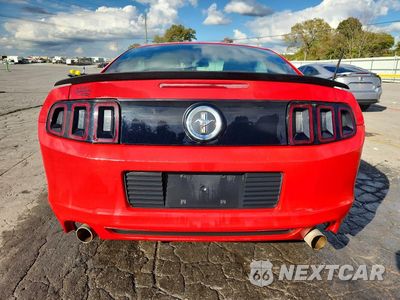 Zdjęcie 6 z 13 samochodu: 2014 FORD MUSTANG VIN:1ZVBP8AM4E5315119 - miniatura